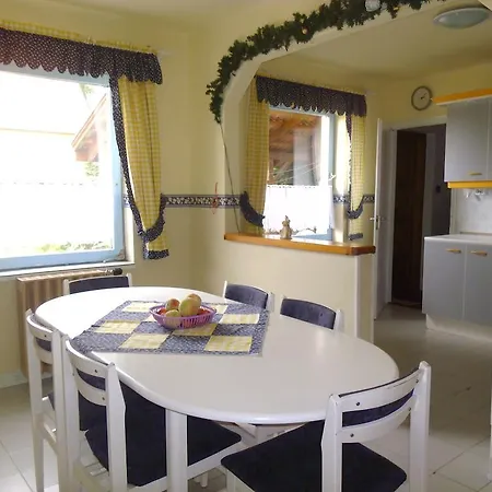 Balatoni Nyar Vendeghaz