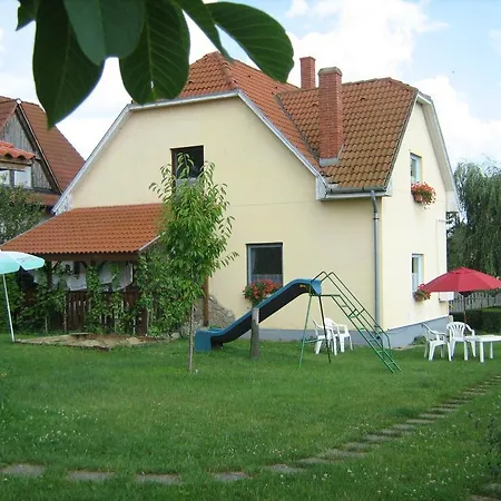 Apartament Balatoni Nyar Vendeghaz