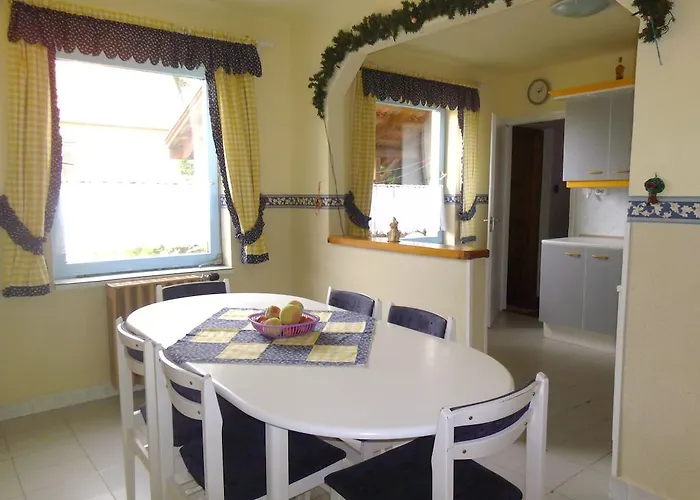 Balatoni Nyar Vendeghaz