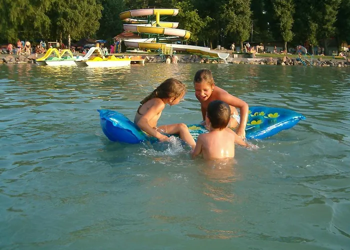 דירה Balatoni Nyar Vendeghaz *